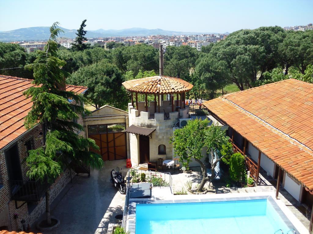 Akropolis Guest House Бергама Екстериор снимка